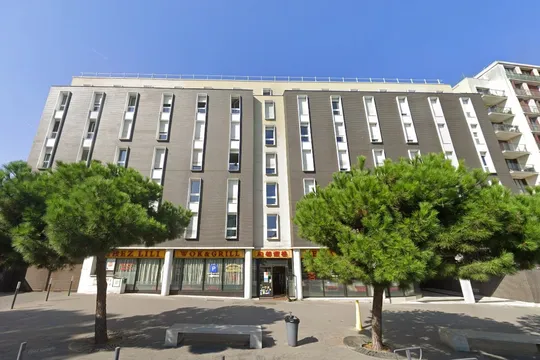 "VILLEJUIF PARIS HÉLOÏSE", 6 %