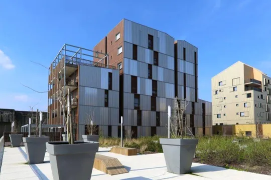 "LES ACADÉMIES DES BASSINS". 5,0 %