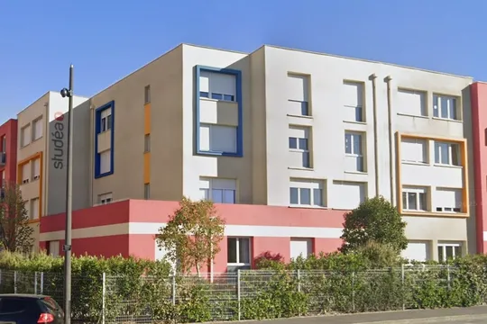 "STUDÉA PERPIGNAN". 5,6 %