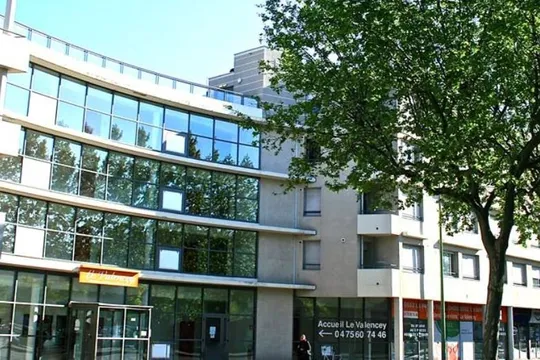 "LE VALENCEY". 6,4 %